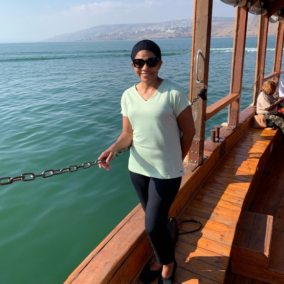 Meet your Posher, Sharon - Picture 1 of 1